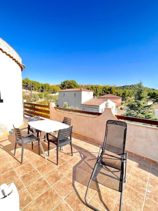 Appartement Proche Aeroport Marseille Marignane - Studio Confortable - Logement Ideal - Hebergement Tout Equipe Rognac Buitenkant foto