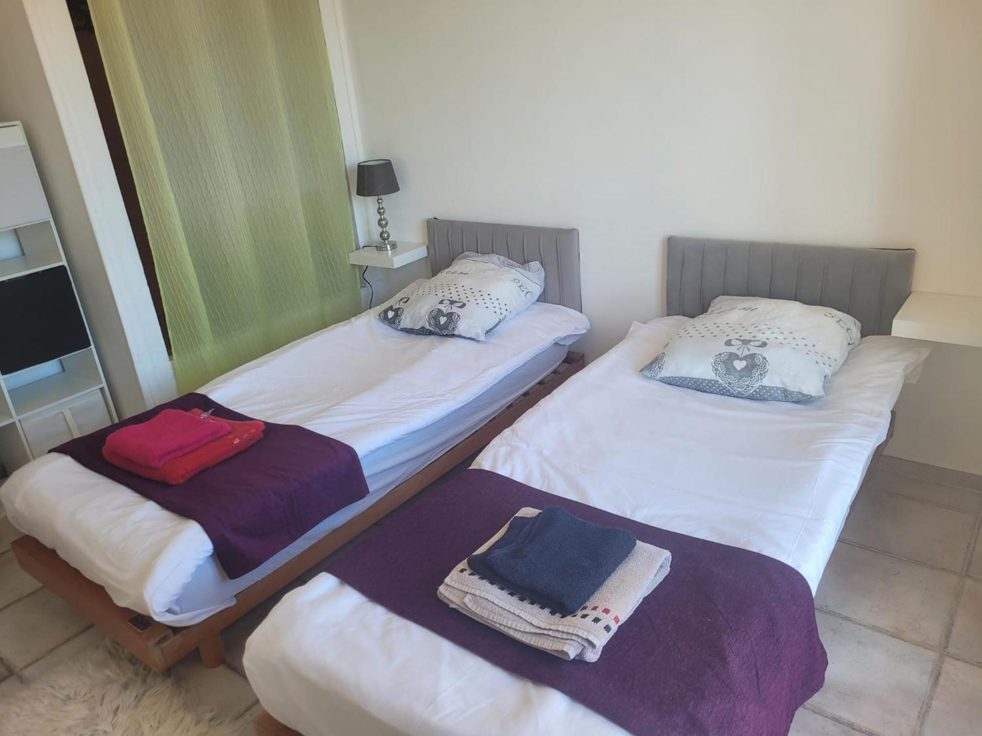 Appartement Proche Aeroport Marseille Marignane - Studio Confortable - Logement Ideal - Hebergement Tout Equipe Rognac Buitenkant foto